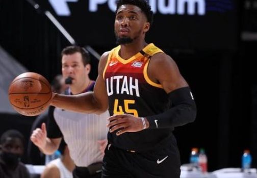 尤其是在首 尤其是在首