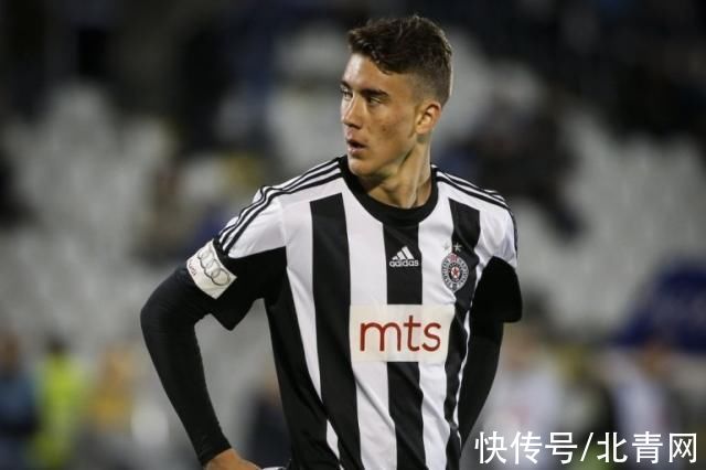 社交媒体上 社交媒体上